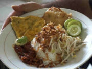 Kedai Makanan Pinggir Jalan di Kuningan, Miliki Citarasa Khas Kedai-Makanan-Pinggir-Jalan-di-Kuningan-Miliki-Citarasa-Khas.jpg