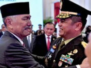 Luhut Menangis Saat Maruli Dilantik Jadi KSAD Luhut-Menangis-Saat-Maruli-Dilantik-Jadi-KSAD.jpg