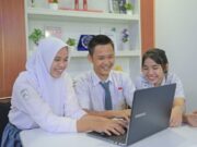 Siswa MAN Berhasil Ciptakan Solusi IoT untuk Lindungi Lansia, Layak Jadi Juara SIC 2023 Photo2-SamsungInnovationCampusSIC_copy_800x529.jpg