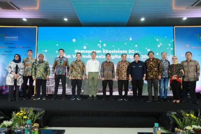 SesiFotoBersama5GSummit2023_copy_800x534.jpg