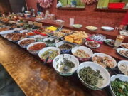 Tempat Makan Prasmanan Sunda di Bandung, Tradisi Kuliner yang Tak Boleh Dilewatkan Tempat-Makan-Prasmanan-Sunda-di-Bandung.jpg