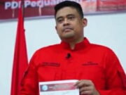 Usai Dukung Prabowo-Gibran, Bobby Nasution Didesak Kembalikan KTA PDIP Usai-Dukung-Prabowo-Gibran-Bobby-Nasution-Didesak-Kembalikan-KTA-PDIP.jpg