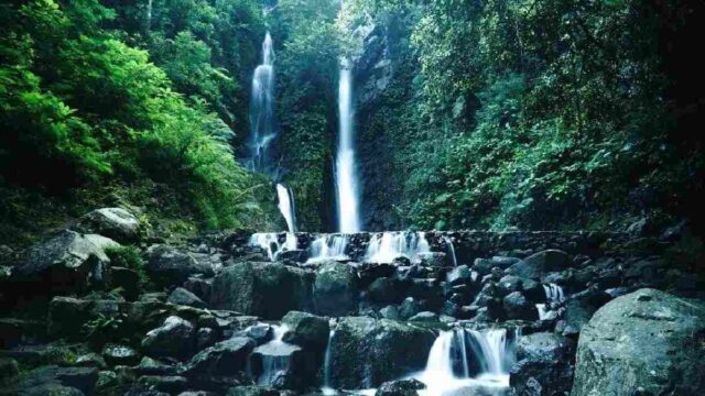 Curug-Cilember-Bogor-Keindahan-Tujuh-Air-Terjun.jpg