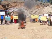 Demo Galian Pasir di Garut Memanas! Massa Bakar Ban di Lokasi Tambang Demo-Galian-Pasir-di-Garut-Memanas.jpg