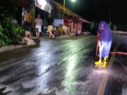 Gegara Tumpahan Solar, Pengendara Motor Berjatuhan di Jalan Cipaku Ciamis Gegara-Tumpahan-Solar-Pengendara-Motor-Berjatuhan-di-Jalan-Cipaku-Ciamis.jpg