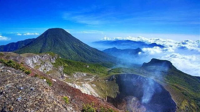 Misteri-Gunung-Gede-Pangrango.jpg