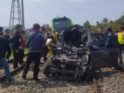 Kronologis Mobil Berpenumpang Terseret Kereta Api Feeder di Bandung Barat Mobil-Terseret-Kereta-api-Feeder.jpg