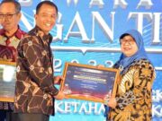 Jaga Stabilitasi Inflasi, Pemkot Banjar Raih Penghargaan dari BI Tasikmalaya di Penghujung Tahun 2023 Pemkot-Banjar-Raih-Penghargaan-dari-BI-Tasikmalaya-di-Penghujung-Tahun-2023.jpg