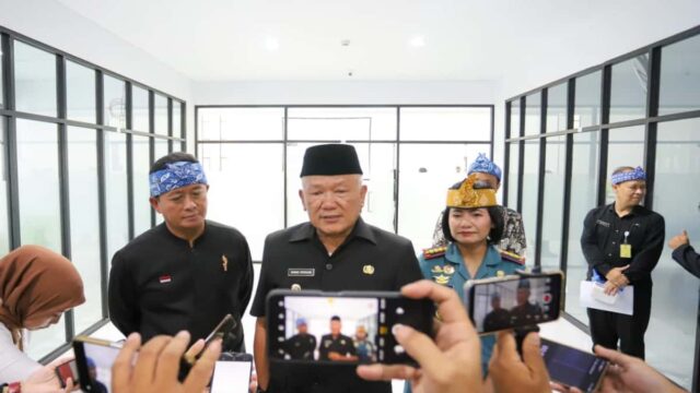 Pj-Walikota-Bandung-Bambang-Tirtoyuliono.jpg