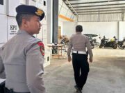 Polisi Amankan dan Jaga Ketat Objek Vital Pemilu 2024 di Garut Polisi-Amankan-dan-Jaga-Ketat-Objek-Vital-Pemilu-2024-di-Garut.jpg