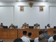 Pemkab Pangandaran Siapkan 442 Nakes Sambut Libur Nataru 2024 Rakor-kesiapan-sambut-libur-Nataru-2024-di-Kabupaten-Pangandaran.jpg