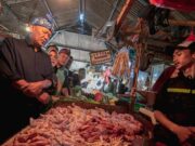 Harga Bahan Kepokmas di Bandung Mengalami Penurunan Tinjau-Harga-Kepokmas.jpg