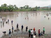 Tradisi Unik Kampung Cidahu Garut Setiap Akhir Tahun, Kuras Danau 12 Hektare sampai Kering Tradisi-Unik-Kampung-Cidahu-Garut-Setiap-Akhir-Tahun.jpg