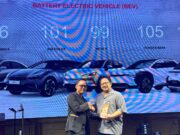 Wuling Air EV Tampil Sebagai Mobil Listrik Terbaik FORWOT Cars of The Year 2023 rockomotif-mobil-listrik-terbaik-forwot-2023-01.jpg