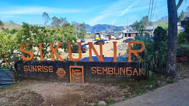 Bukit-Sikunir-Dieng.jpg