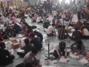 KPU Ciamis Libatkan 550 Orang untuk Sortir dan Lipat Surat Suara Pemilu 2024 KPU-Ciamis-Libatkan-550-Orang-untuk-Sortir-dan-Lipat-Surat-Suara-Pemilu-2024.jpg