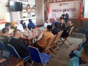 Relawan Paslon 01 dan 03 Kompak Laporkan Oknum Satpol PP Garut ke Bawaslu Relawan-Paslon-01-dan-03-Kompak-Laporkan-Oknum-Satpol-PP-Garut-ke-Bawaslu.jpg