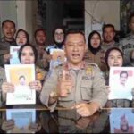 Satpol-PP-Dukung-Cawapres.jpeg