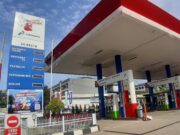 Harga BBM Terbaru Per 1 April 2024 Harga BBM Terbaru Per 1 April 2024