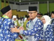 Pj Bupati Subang Melepas Calon Jamaah Haji Kloter I