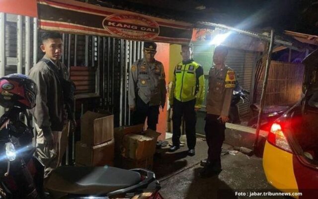 Polsek Pagaden Subang Sita 151 Botol Miras dalam Razia Menjelang Libur Panjang