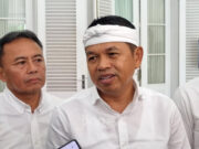 Dedi Mulyadi dan Gebrakan Kontroversialnya di Jawa Barat Dedi Mulyadi dan Gebrakan Kontroversialnya di Jawa Barat