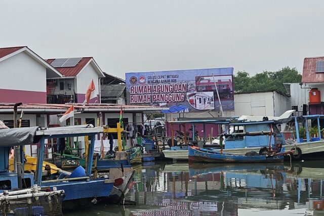 rumah panggung gratis di Subang