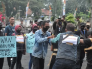 Aksi Damai Wartawan Subang: Suara Solidaritas Lawan Kekerasan terhadap Jurnalis aksi damai wartawan Subang