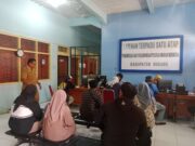 Pabrik Mobil Listrik Dorong Lonjakan Pembuat Kartu Kuning di Subang pabrik mobil listrik Subang