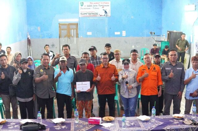 1lm7tu4poflmwtl Bantuan Korban Puting Beliung Subang