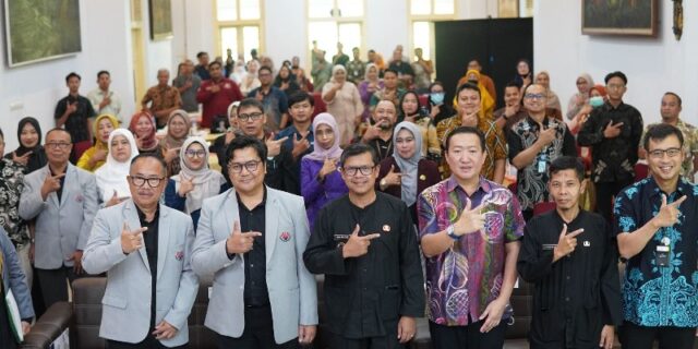 peran klinik dalam sistem kesehatan Subang