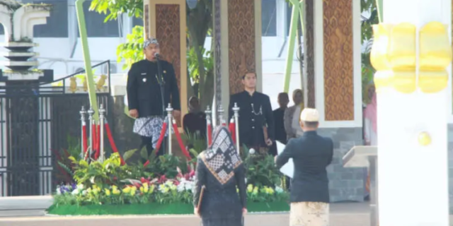 Upacara Hardiknas Subang 2025