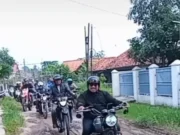 Bupati Subang Tancap Gas Perbaiki Jalan, Blusukan hingga Sunatan Massal pembangunan jalan Subang