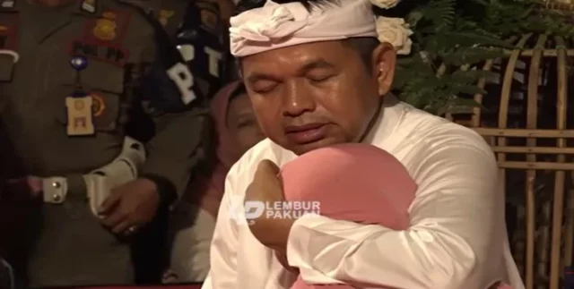 Gubernur Dedi Mulyadi bantu Bu RT
