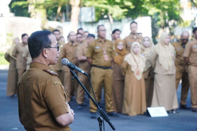 Sekda Subang pimpin apel pagi