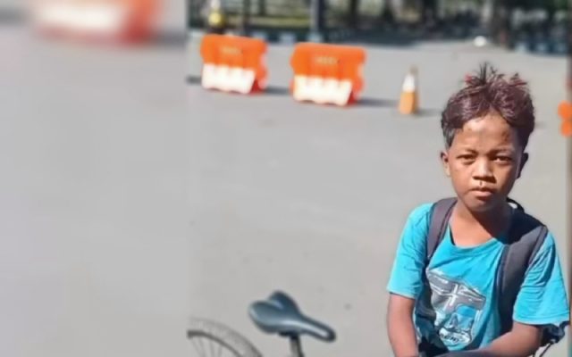 Remaja Brebes gowes ke Subang demi sekolah