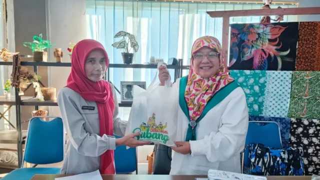Emak UMKM Hj. Nanah Rukanah