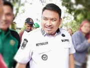 Petani Muda Langka? Bupati Subang Bersuara: “Ayo, Anak Muda, Pegang Cangkul Lagi!” minat petani muda Subang