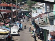 Pujasera Subang: Antara Aroma Sate dan Bayang-Bayang Mall Pujasera Subang