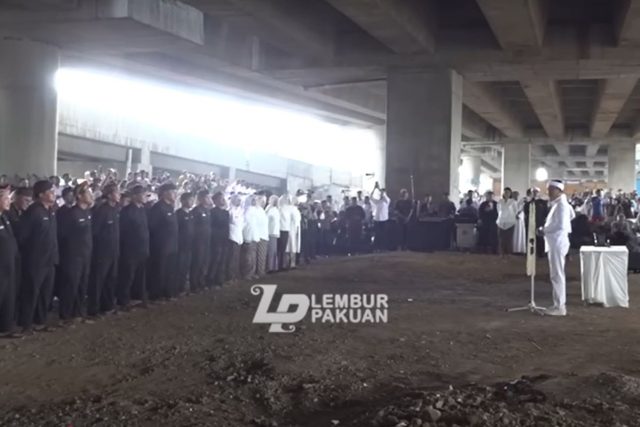 pelantikan pejabat Jawa Barat di kolong tol