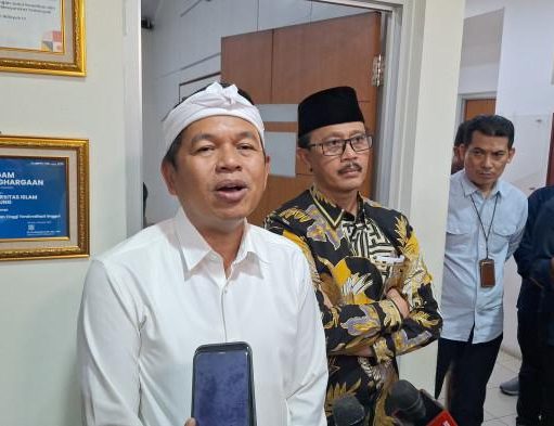 Dedi Mulyadi Tanggapi Tunjangan Rumah DPRD Jabar Rp62-71 Juta: “Tidak Masalah Dihapus” Tunjangan rumah DPRD Jabar