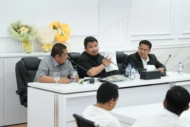 Bupati Subang lindungi pekerja ekspedisi Aqua