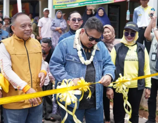 Bupati Subang Resmikan Ruas Jalan Cimenteng Sepanjang 427 Meter peresmian jalan Cimenteng