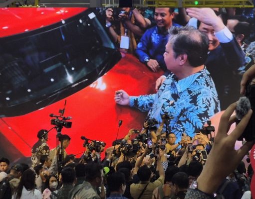 Pabrik Mobil Listrik VinFast Resmi Beroperasi di Subang