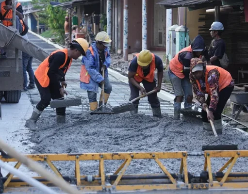 Pemkab Subang Tegaskan Pemilihan Ruas Jalan yang Diperbaiki Berbasis Prioritas Strategis Perbaikan Jalan Subang 2025