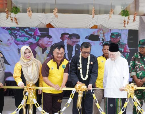 Alun-Alun Compreng Resmi Glowing, Wabup Subang Titip Pesan Jangan Nyampah! Alun-Alun Compreng