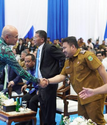 Pabrik VinFast Resmi Beroperasi di Subang, Kang Rey Kunci Kuota 70% Pekerja Lokal Pabrik VinFast Subang