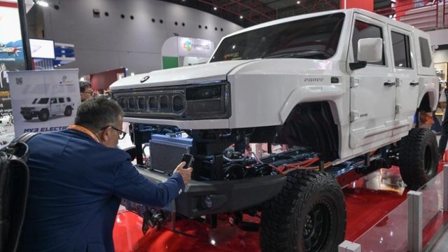 pembukaan-indo-defence-expo-2025-1749630193786_169 Pabrik Mobil Nasional Pindad