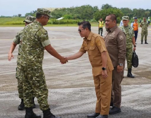 Tinjau Koperasi di Subang, Wakapanglima TNI: Jangan Saingi Pedagang Kecil Kunjungan Wakapanglima TNI di Subang