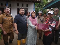 Bupati Subang Terjun ke Pantura, Pastikan Logistik dan Kesehatan Korban Banjir Terjamin Bupati Subang tinjau banjir